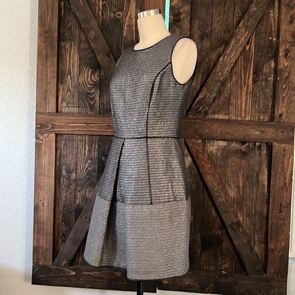 Cynthia Steffe Silver Metallic Tweed Fit and Flare Cocktail Dress - Picture 4 of 10